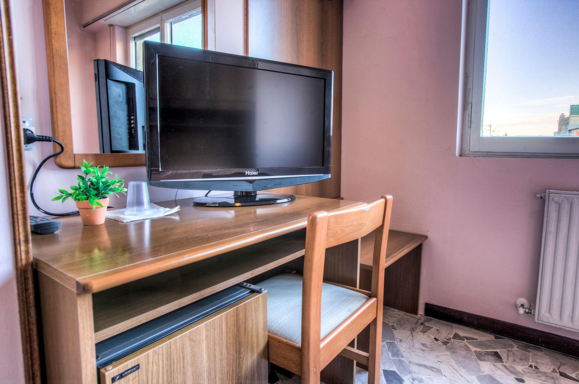 Hotel Riviera Санремо Екстер'єр фото
